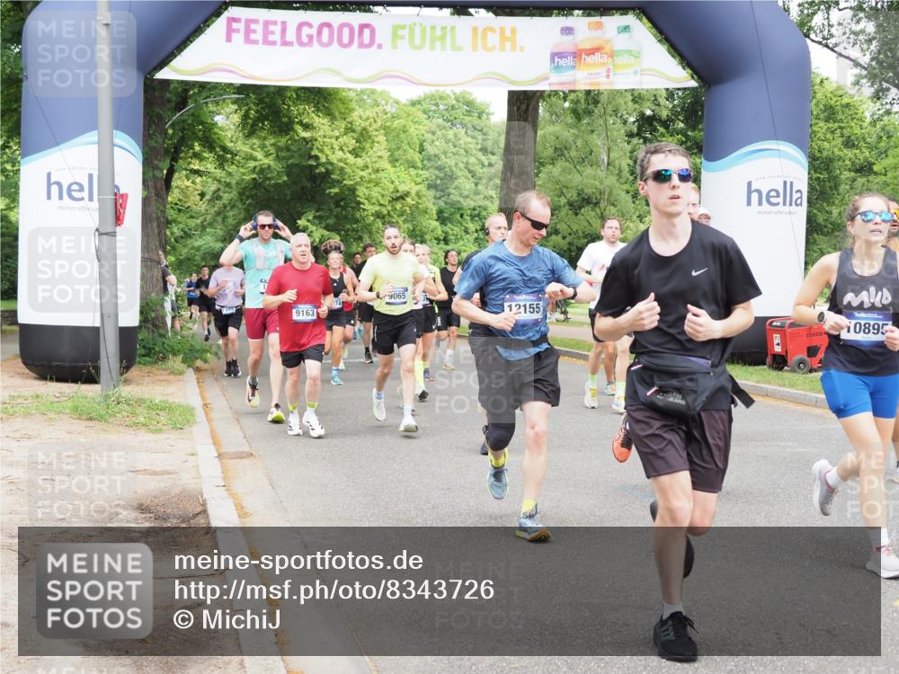 29.06.2025 - hella hamburg halbmarathon MichiJ http://msf.ph/oto/8343726 29.06.2025 10:40:25 Zwischen KM18-KM19 1061, 1549, 2082, 4770, 6511, 6512, 6628, 7177, 7274, 8361, 9065, 10895, 11551, 11588, 11589, 11604, 12155, 12482, 12712, 13147, 15430, 15502, 15690, 16986, 18831, 18879, 18915 meine-sportfotos.de