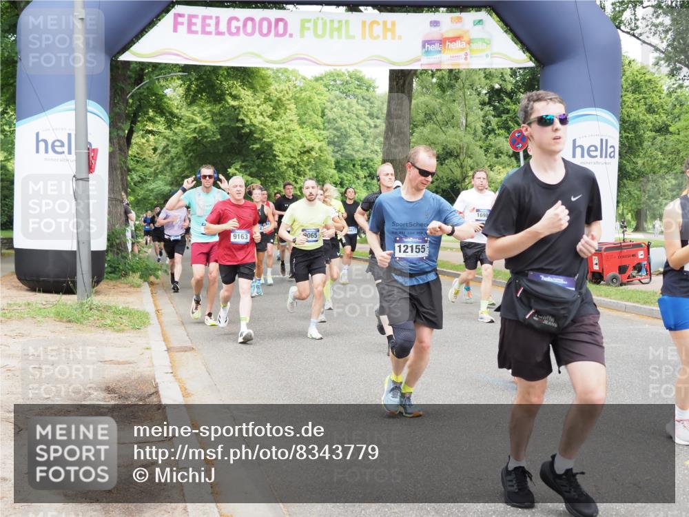 29.06.2025 - hella hamburg halbmarathon MichiJ http://msf.ph/oto/8343779 29.06.2025 10:40:25 Zwischen KM18-KM19 1061, 1549, 2082, 4770, 6511, 6512, 6628, 7177, 7274, 8361, 9065, 10895, 11551, 11588, 11589, 11604, 12155, 12482, 12712, 13147, 15430, 15502, 15690, 16986, 18831, 18879, 18915 meine-sportfotos.de