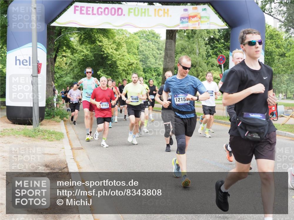 29.06.2025 - hella hamburg halbmarathon MichiJ http://msf.ph/oto/8343808 29.06.2025 10:40:25 Zwischen KM18-KM19 1061, 1549, 2082, 4770, 6511, 6512, 6628, 7177, 7274, 8361, 9065, 10895, 11551, 11588, 11589, 11604, 12155, 12482, 12712, 13147, 15430, 15502, 15690, 16986, 18831, 18879, 18915 meine-sportfotos.de