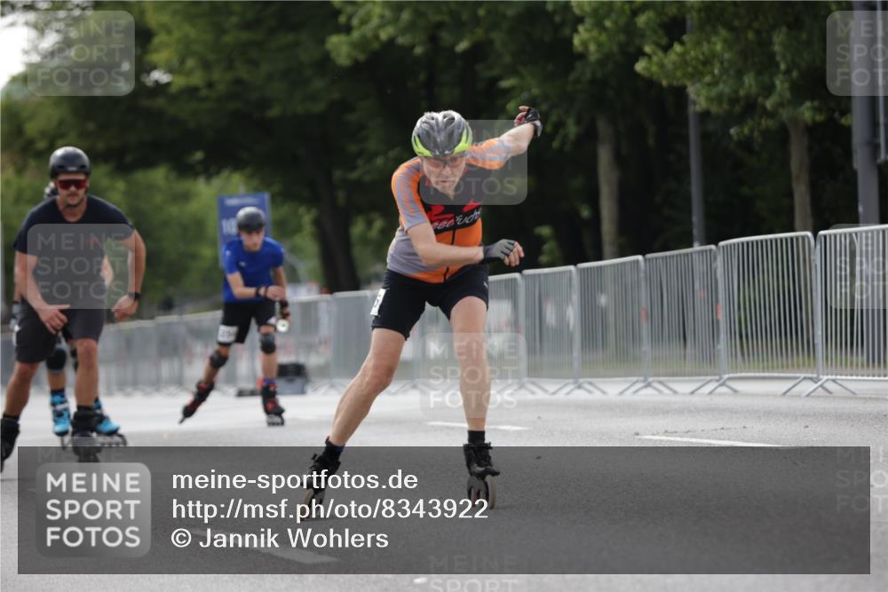 29.06.2025 - hella hamburg halbmarathon Jannik Wohlers http://msf.ph/oto/8343922 29.06.2025 09:02:38 Lombardsbrücke  meine-sportfotos.de