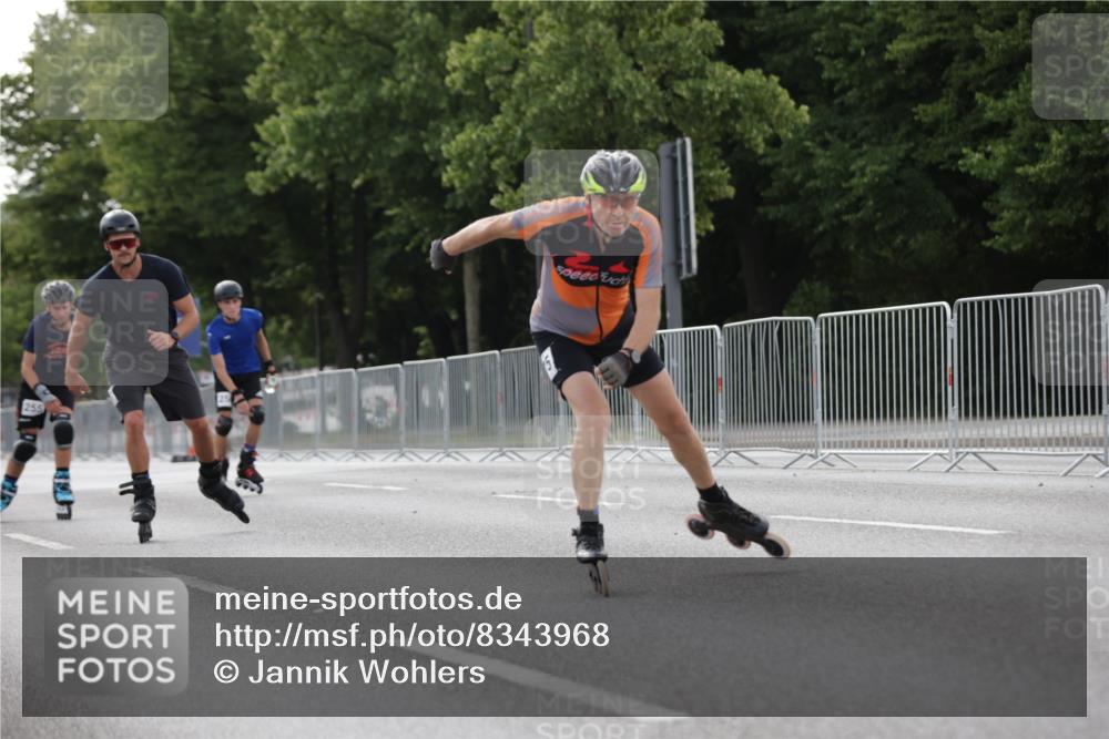29.06.2025 - hella hamburg halbmarathon Jannik Wohlers http://msf.ph/oto/8343968 29.06.2025 09:02:39 Lombardsbrücke  meine-sportfotos.de