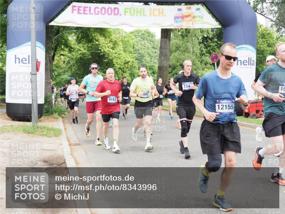 29.06.2025 - hella hamburg halbmarathon MichiJ http://msf.ph/oto/8343996 29.06.2025 10:40:25 Zwischen KM18-KM19 1061, 1549, 2082, 4770, 6511, 6512, 6628, 7177, 7274, 8361, 9065, 10895, 11551, 11588, 11589, 11604, 12155, 12482, 12712, 13147, 15430, 15502, 15690, 16986, 18831, 18879, 18915 meine-sportfotos.de