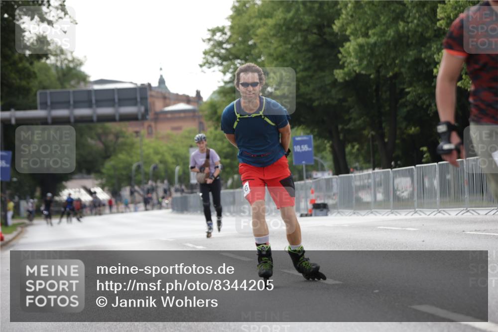 29.06.2025 - hella hamburg halbmarathon Jannik Wohlers http://msf.ph/oto/8344205 29.06.2025 09:02:46 Lombardsbrücke  meine-sportfotos.de