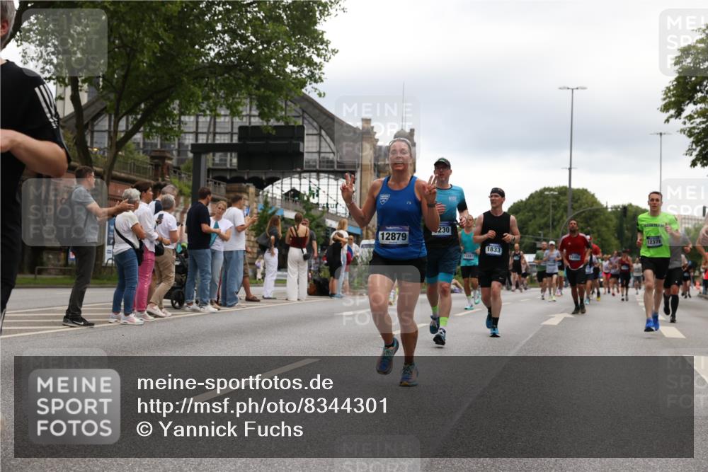 29.06.2025 - hella hamburg halbmarathon Yannick Fuchs http://msf.ph/oto/8344301 29.06.2025 10:52:21 20KM 1319, 1595, 1833, 2159, 2250, 2619, 2656, 2996, 3251, 4319, 4550, 4708, 4767, 5277, 5675, 6138, 6147, 6592, 7082, 7659, 7856, 8089, 9230, 9553, 9555, 10020, 10268, 10319, 10518, 10703, 11394, 11605, 11808, 11846, 12378, 12495, 12585, 12734, 12735, 12879, 13287, 13512, 13654, 13694, 13880, 14266, 14355, 14673, 15197, 15434, 15527, 16189, 17531, 17665, 17814, 17827, 18727, 18985 meine-sportfotos.de