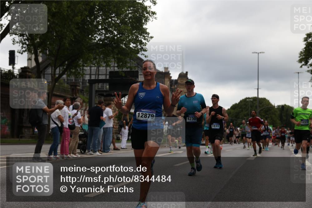 29.06.2025 - hella hamburg halbmarathon Yannick Fuchs http://msf.ph/oto/8344484 29.06.2025 10:52:21 20KM 1319, 1595, 1833, 2159, 2250, 2619, 2656, 2996, 3251, 4319, 4550, 4708, 4767, 5277, 5675, 6138, 6147, 6592, 7082, 7659, 7856, 8089, 9230, 9553, 9555, 10020, 10268, 10319, 10518, 10703, 11394, 11605, 11808, 11846, 12378, 12495, 12585, 12734, 12735, 12879, 13287, 13512, 13654, 13694, 13880, 14266, 14355, 14673, 15197, 15434, 15527, 16189, 17531, 17665, 17814, 17827, 18727, 18985 meine-sportfotos.de