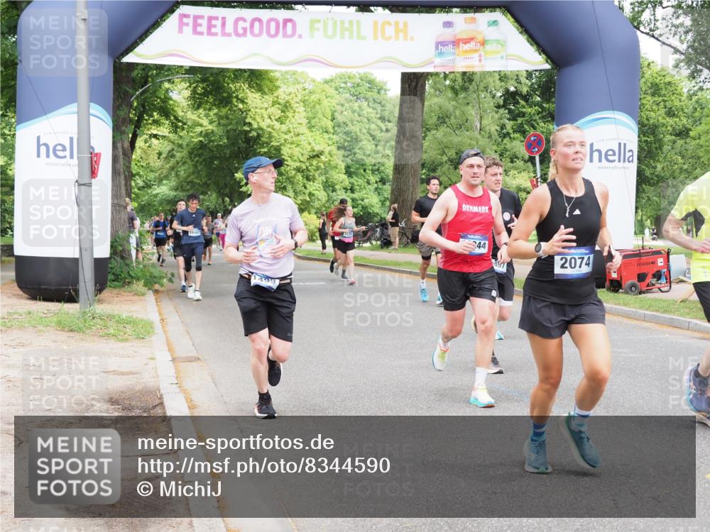 29.06.2025 - hella hamburg halbmarathon MichiJ http://msf.ph/oto/8344590 29.06.2025 10:40:28 Zwischen KM18-KM19 1061, 1499, 1549, 2074, 4770, 6511, 6512, 6628, 6897, 7177, 7274, 9065, 9163, 10895, 11551, 11588, 11589, 11604, 12155, 12712, 13147, 15430, 15502, 15690, 16477, 16986, 17130, 18831, 18915, 19244 meine-sportfotos.de
