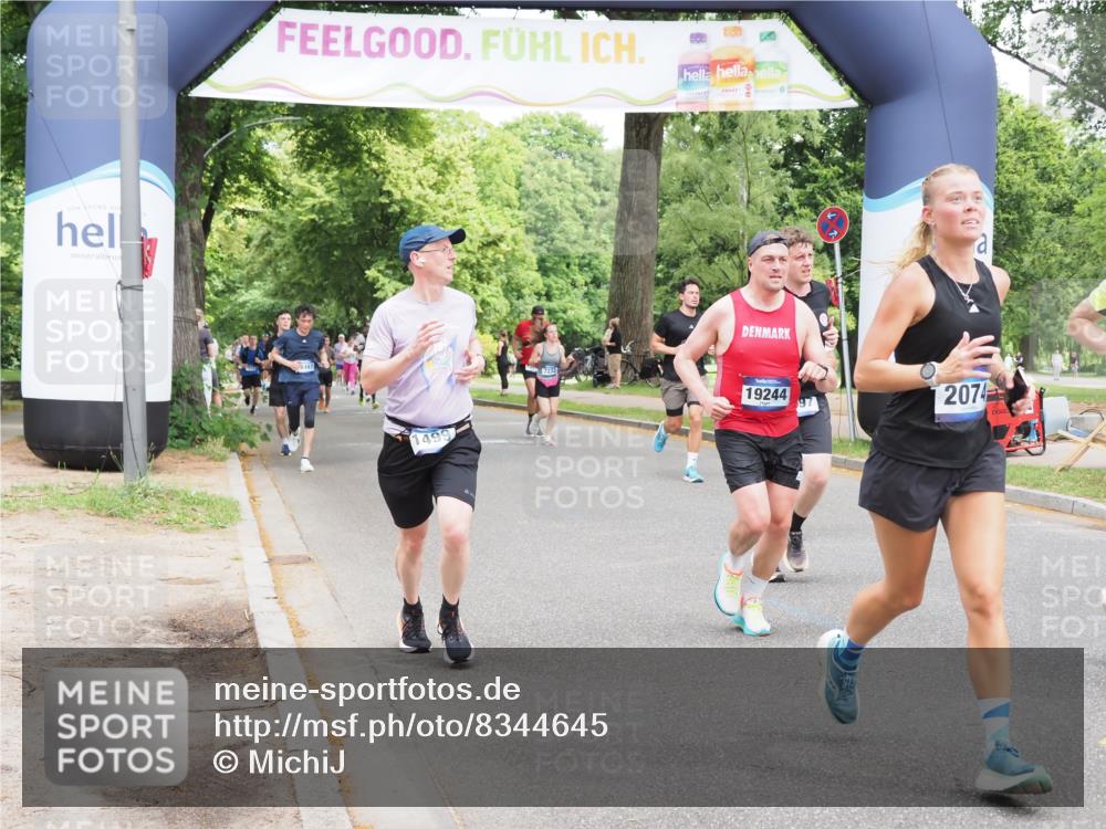 29.06.2025 - hella hamburg halbmarathon MichiJ http://msf.ph/oto/8344645 29.06.2025 10:40:29 Zwischen KM18-KM19 1061, 1499, 1549, 2074, 4770, 6628, 6877, 6897, 9065, 9163, 10895, 11551, 11588, 11589, 11604, 12155, 15430, 15690, 16357, 16477, 16986, 17130, 18831, 18915, 19244 meine-sportfotos.de