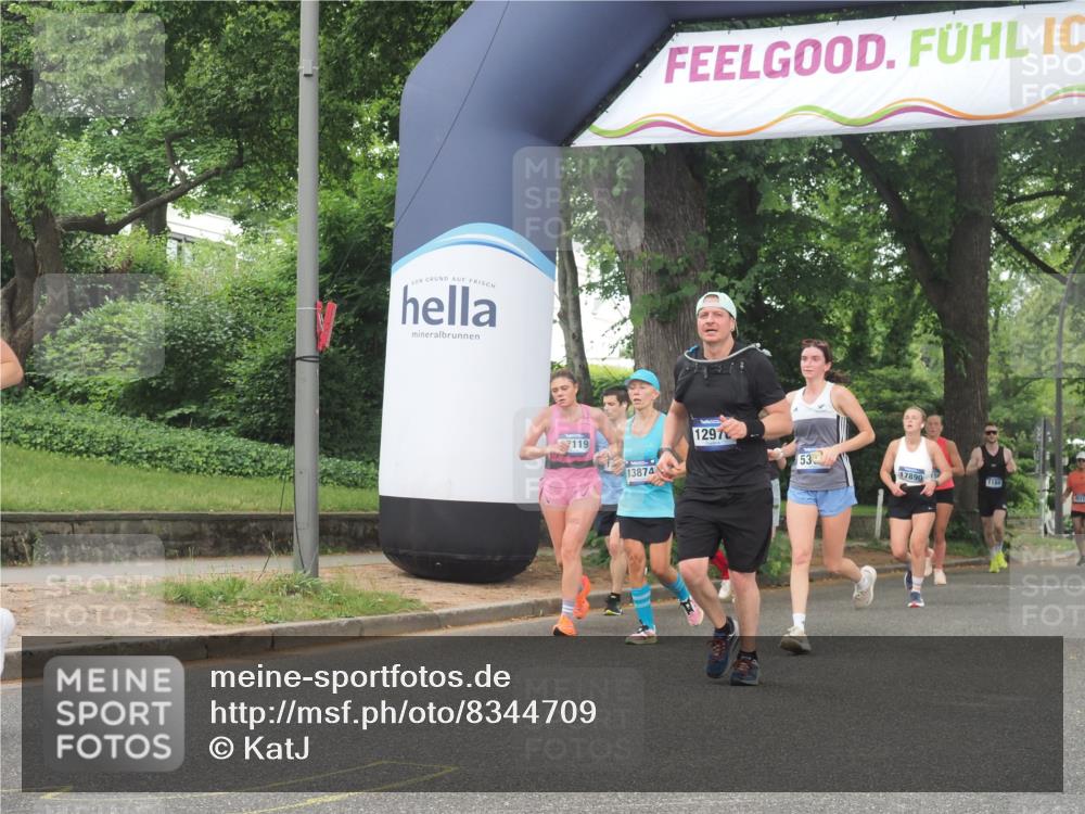29.06.2025 - hella hamburg halbmarathon KatJ http://msf.ph/oto/8344709 29.06.2025 10:49:24 Zwischen KM18-KM19 1147, 3625, 5058, 5379 meine-sportfotos.de
