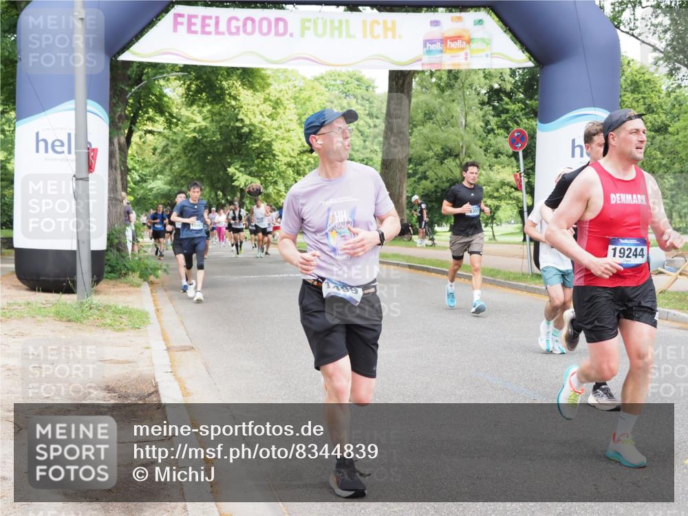 29.06.2025 - hella hamburg halbmarathon MichiJ http://msf.ph/oto/8344839 29.06.2025 10:40:29 Zwischen KM18-KM19 1061, 1499, 1549, 2074, 4770, 6628, 6877, 6897, 9065, 9163, 10895, 11551, 11588, 11589, 11604, 12155, 15430, 15690, 16357, 16477, 16986, 17130, 18831, 18915, 19244 meine-sportfotos.de