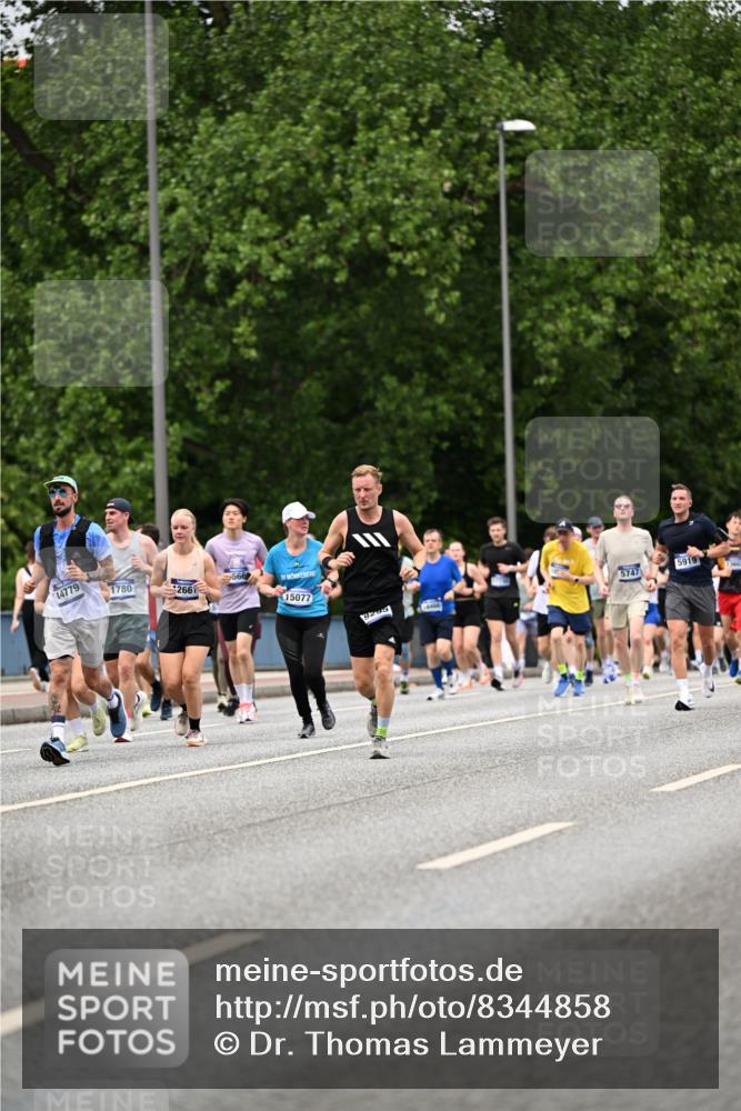 29.06.2025 - hella hamburg halbmarathon Dr. Thomas Lammeyer http://msf.ph/oto/8344858 29.06.2025 10:40:32 Kennedybrücke 1036, 1102, 1183, 1224, 1284, 1717, 3243, 3741, 3990, 4902, 4937, 5012, 5171, 5240, 5246, 5531, 5540, 5747, 5919, 6021, 6381, 6417, 6845, 6896, 7927, 8530, 9229, 9295, 9694, 9701, 10119, 10336, 10341 meine-sportfotos.de