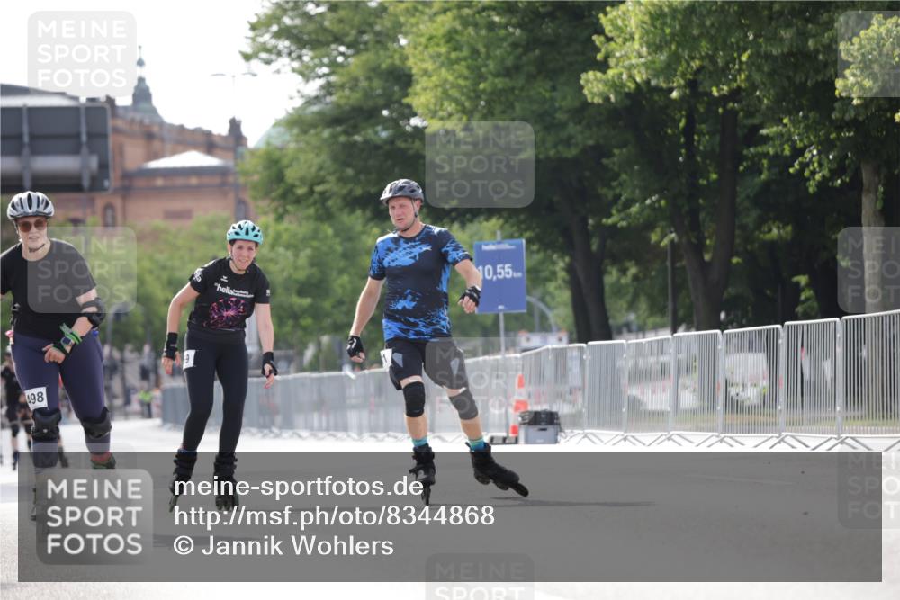 29.06.2025 - hella hamburg halbmarathon Jannik Wohlers http://msf.ph/oto/8344868 29.06.2025 09:03:03 Lombardsbrücke  meine-sportfotos.de