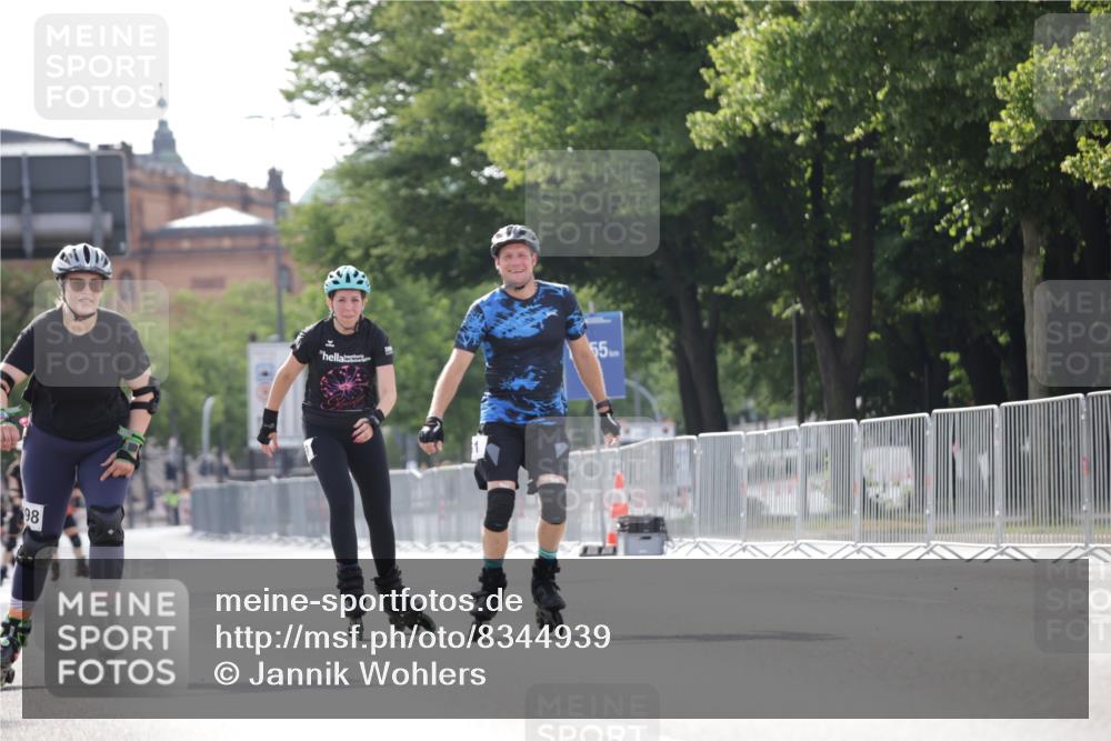 29.06.2025 - hella hamburg halbmarathon Jannik Wohlers http://msf.ph/oto/8344939 29.06.2025 09:03:03 Lombardsbrücke  meine-sportfotos.de