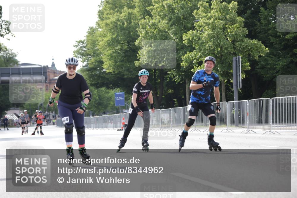 29.06.2025 - hella hamburg halbmarathon Jannik Wohlers http://msf.ph/oto/8344962 29.06.2025 09:03:05 Lombardsbrücke  meine-sportfotos.de