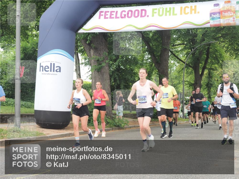29.06.2025 - hella hamburg halbmarathon KatJ http://msf.ph/oto/8345011 29.06.2025 10:49:26 Zwischen KM18-KM19 1147, 3625, 5058, 5379, 6142 meine-sportfotos.de