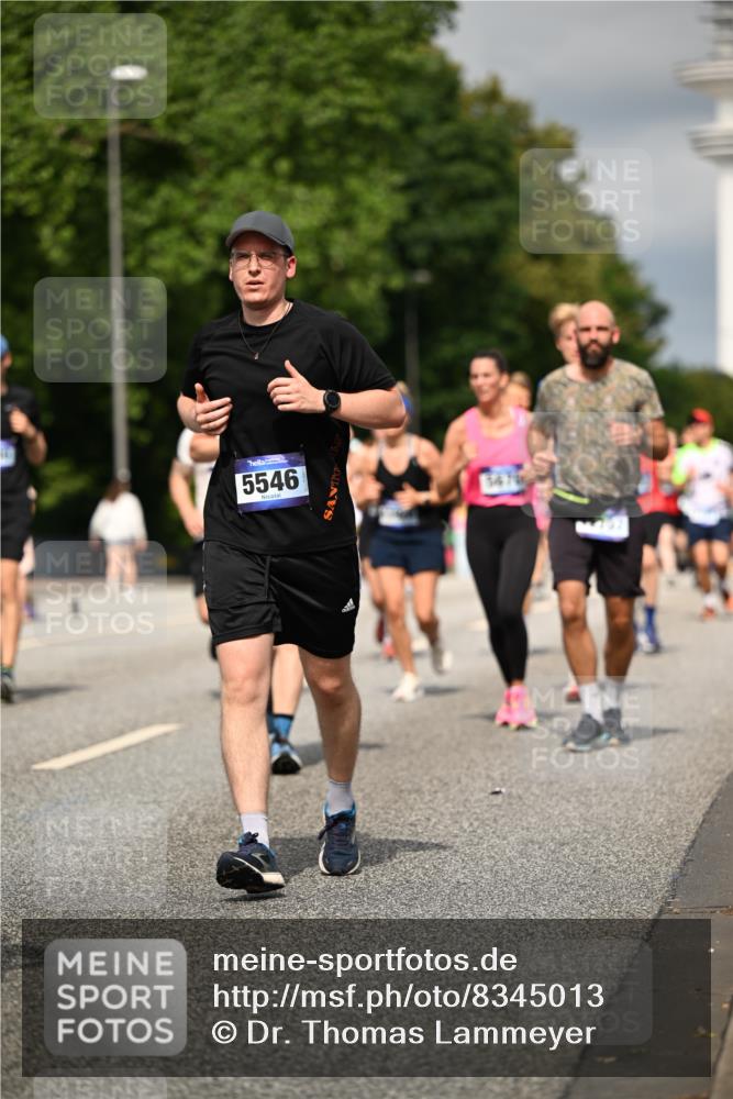 29.06.2025 - hella hamburg halbmarathon Dr. Thomas Lammeyer http://msf.ph/oto/8345013 29.06.2025 10:18:17 Kennedybrücke 1131, 1406, 2990, 3020, 3154, 3728, 3756, 3834, 3939, 5191, 5546, 5670, 6028, 6083, 6089, 7209, 7442, 7802, 7840, 7991, 8001, 8147, 8409, 9663, 9845, 10610, 10977, 11355 meine-sportfotos.de