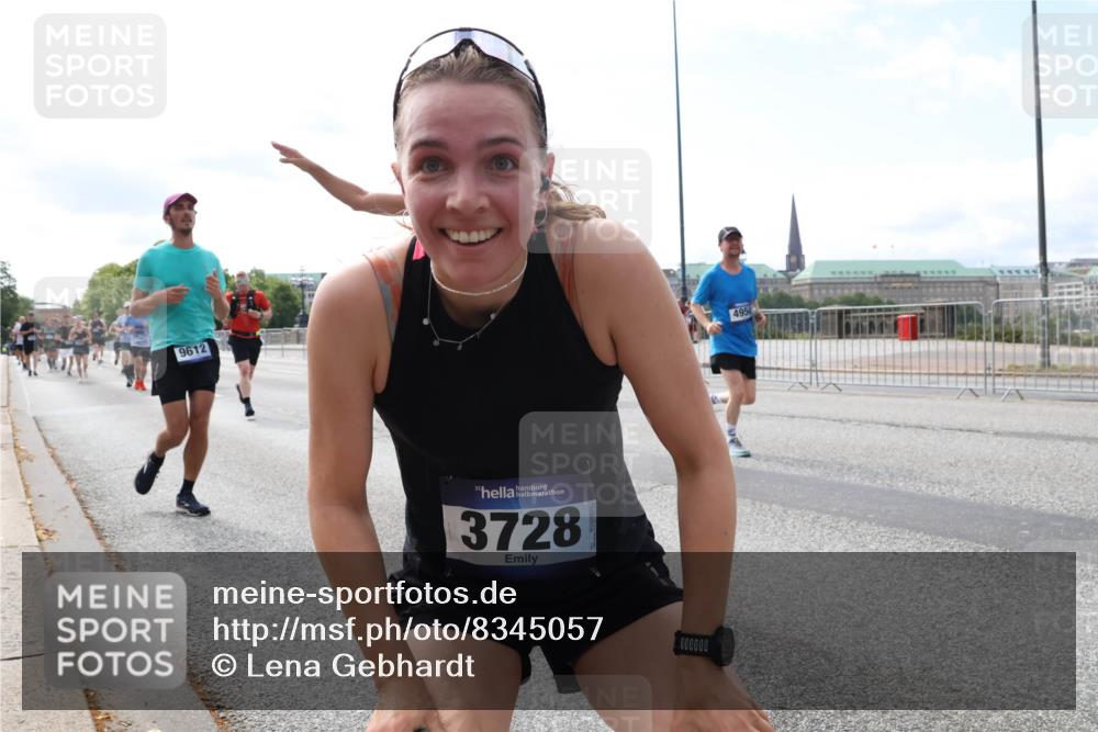 29.06.2025 - hella hamburg halbmarathon Lena Gebhardt http://msf.ph/oto/8345057 29.06.2025 10:13:33 Lombardsbrücke 9612, 3, 3728, 000000, 4950, 1007, 1131, 1747, 1859, 2055, 2359, 2721, 2904, 2961, 2987, 3218, 3360, 3728, 3729, 4001, 4187, 4795, 4950, 5232, 5546, 5631, 5719, 6026, 6489, 6717, 6724, 7346, 7446, 7447, 7460, 7462, 7913, 8279, 8673, 8913, 9128, 9527, 9612, 9631, 10977, 11441, 12313, 12492, 12797, 12928, 12929, 13331, 13928, 15085, 15663, 15721, 15722, 15922, 16030, 16255, 16437, 16491, 17472, 17474, 17988, 18048, 18222, 18231, 18732 meine-sportfotos.de
