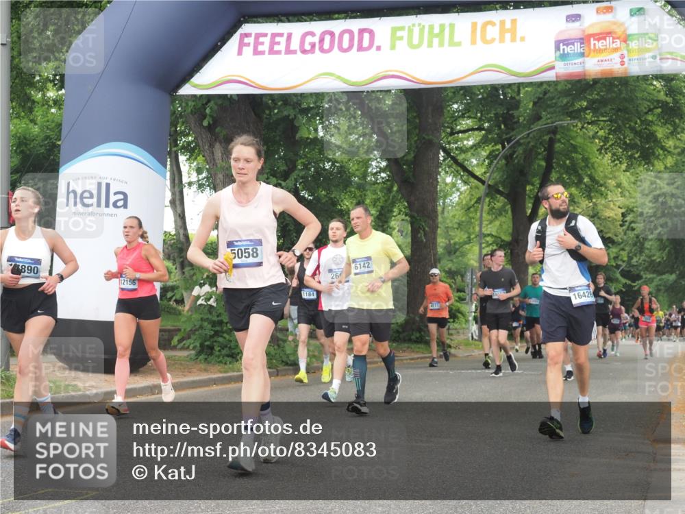 29.06.2025 - hella hamburg halbmarathon KatJ http://msf.ph/oto/8345083 29.06.2025 10:49:27 Zwischen KM18-KM19 1147, 2661, 3625, 5058, 5379, 6142 meine-sportfotos.de