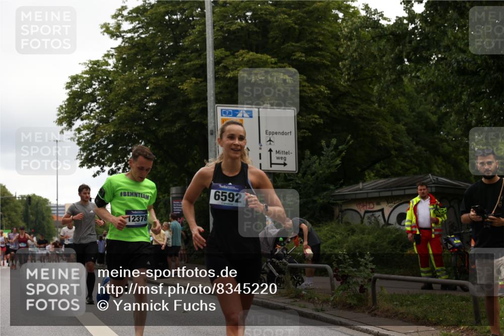 29.06.2025 - hella hamburg halbmarathon Yannick Fuchs http://msf.ph/oto/8345220 29.06.2025 10:52:23 20KM 1319, 1833, 2159, 2250, 2619, 2656, 2711, 2996, 3251, 4550, 4708, 4767, 5277, 5675, 6138, 6147, 6592, 7082, 7659, 7856, 8089, 9230, 9553, 9555, 10020, 10268, 10319, 10518, 10703, 11394, 11605, 11808, 11846, 12378, 12495, 12734, 12735, 12879, 13287, 13512, 13654, 13694, 14355, 14673, 15197, 15434, 15527, 16189, 17531, 17665, 17814, 17827, 17967, 18727, 18985 meine-sportfotos.de