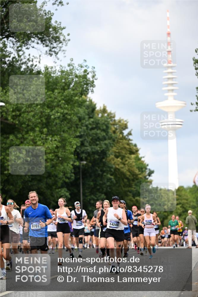 29.06.2025 - hella hamburg halbmarathon Dr. Thomas Lammeyer http://msf.ph/oto/8345278 29.06.2025 10:40:38 Kennedybrücke 1008, 1010, 1102, 1183, 1224, 1284, 3243, 3401, 3699, 3990, 4245, 4902, 4937, 5171, 5240, 5246, 5540, 5747, 5919, 6417, 8530, 8581, 9229, 9295, 9432, 9694, 9701, 10336, 10341, 10531, 10577, 10984 meine-sportfotos.de