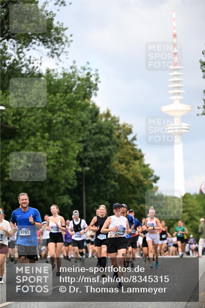 29.06.2025 - hella hamburg halbmarathon Dr. Thomas Lammeyer http://msf.ph/oto/8345315 29.06.2025 10:40:38 Kennedybrücke 1008, 1010, 1102, 1183, 1224, 1284, 3243, 3401, 3699, 3990, 4245, 4902, 4937, 5171, 5240, 5246, 5540, 5747, 5919, 6417, 8530, 8581, 9229, 9295, 9432, 9694, 9701, 10336, 10341, 10531, 10577, 10984 meine-sportfotos.de