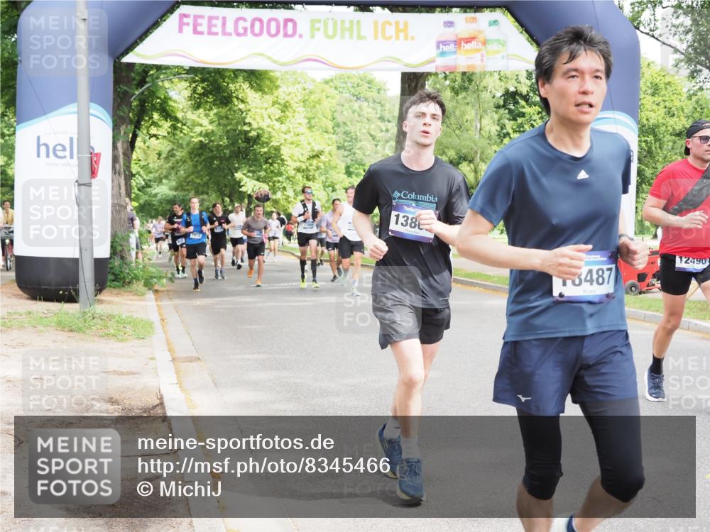 29.06.2025 - hella hamburg halbmarathon MichiJ http://msf.ph/oto/8345466 29.06.2025 10:40:33 Zwischen KM18-KM19 1499, 2074, 3999, 6877, 6897, 7232, 9065, 9163, 12490, 13803, 15690, 16357, 16477, 17130, 18487, 18831, 19244 meine-sportfotos.de