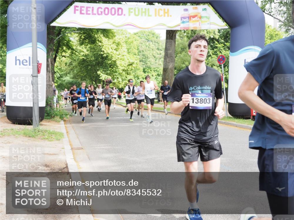 29.06.2025 - hella hamburg halbmarathon MichiJ http://msf.ph/oto/8345532 29.06.2025 10:40:34 Zwischen KM18-KM19 1499, 2074, 3999, 6877, 6897, 7232, 9163, 12490, 13033, 13803, 13865, 16357, 16477, 17130, 18487, 19244 meine-sportfotos.de