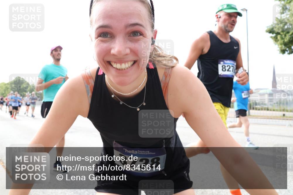 29.06.2025 - hella hamburg halbmarathon Lena Gebhardt http://msf.ph/oto/8345614 29.06.2025 10:13:34 Lombardsbrücke 3728, 827, 1007, 1131, 1747, 1859, 2055, 2359, 2721, 2904, 2961, 2987, 3218, 3360, 3728, 3729, 4001, 4187, 4795, 4950, 5232, 5546, 5631, 5719, 6026, 6489, 6717, 6724, 7346, 7446, 7447, 7460, 7462, 7913, 8279, 8673, 8913, 9128, 9527, 9612, 9631, 10977, 11441, 12313, 12492, 12797, 12928, 12929, 13331, 13928, 15085, 15663, 15721, 15722, 15922, 16030, 16255, 16437, 16491, 17472, 17474, 17988, 18048, 18222, 18231, 18732 meine-sportfotos.de