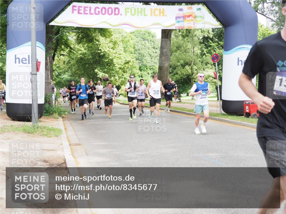 29.06.2025 - hella hamburg halbmarathon MichiJ http://msf.ph/oto/8345677 29.06.2025 10:40:34 Zwischen KM18-KM19 1499, 2074, 3999, 6877, 6897, 7232, 9163, 12490, 13033, 13803, 13865, 16357, 16477, 17130, 18487, 19244 meine-sportfotos.de