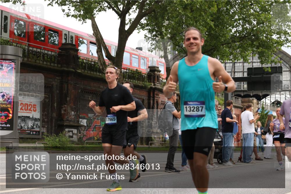 29.06.2025 - hella hamburg halbmarathon Yannick Fuchs http://msf.ph/oto/8346013 29.06.2025 10:52:26 20KM 1319, 1833, 2159, 2250, 2619, 2711, 2996, 3251, 4550, 4708, 4767, 5675, 6138, 6147, 6592, 7082, 7659, 7856, 8089, 9230, 9553, 9555, 9835, 10020, 10268, 10319, 10518, 10703, 11394, 11605, 11808, 11846, 12378, 12495, 12734, 12735, 12879, 13287, 13512, 13654, 13694, 14355, 14673, 15197, 15434, 15527, 16189, 17531, 17665, 17814, 17839, 17967, 18682, 18727, 18985 meine-sportfotos.de