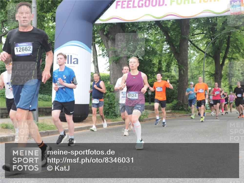 29.06.2025 - hella hamburg halbmarathon KatJ http://msf.ph/oto/8346031 29.06.2025 10:49:37 Zwischen KM18-KM19 1114, 1940, 4511, 4859, 7869 meine-sportfotos.de