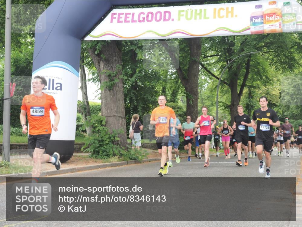 29.06.2025 - hella hamburg halbmarathon KatJ http://msf.ph/oto/8346143 29.06.2025 10:49:39 Zwischen KM18-KM19 1114, 1940, 4859, 7869 meine-sportfotos.de