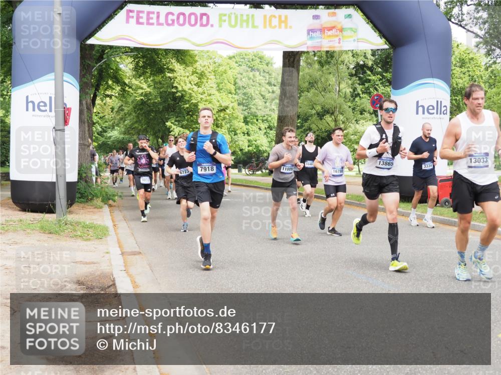 29.06.2025 - hella hamburg halbmarathon MichiJ http://msf.ph/oto/8346177 29.06.2025 10:40:37 Zwischen KM18-KM19 3334, 3999, 6877, 7232, 7918, 9032, 12490, 13033, 13803, 13865, 16357, 16780, 18487 meine-sportfotos.de