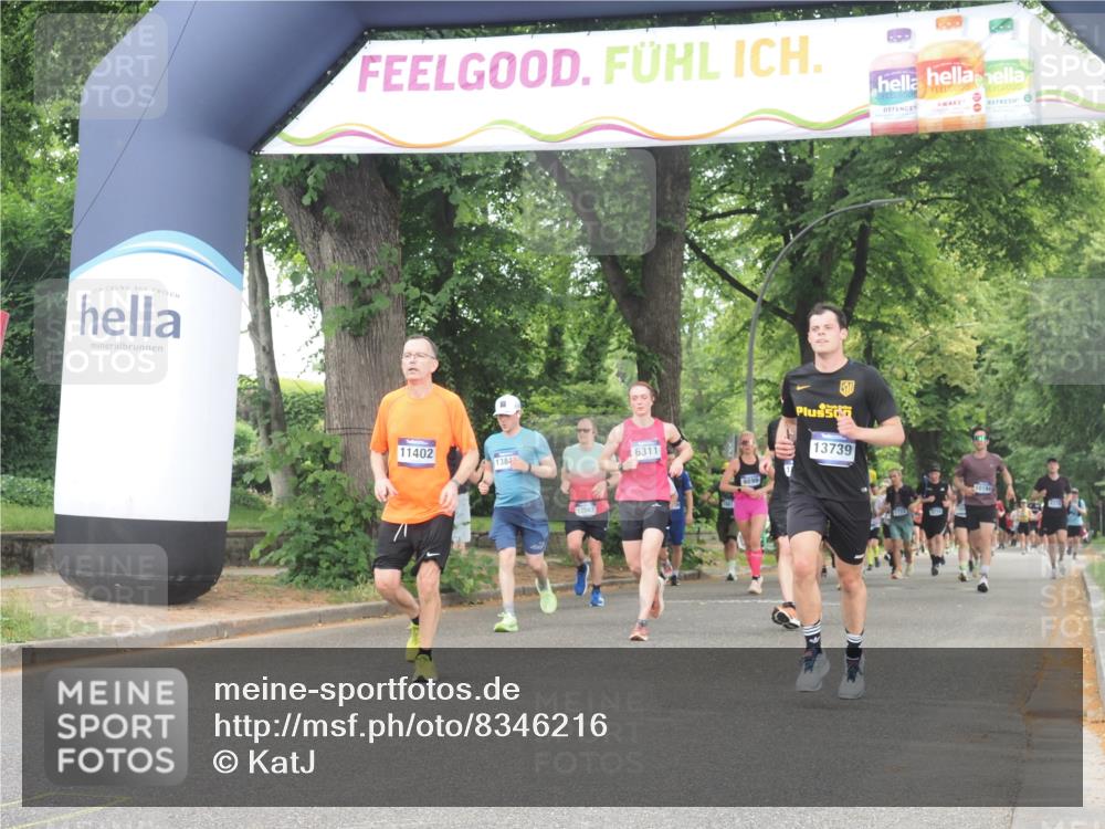 29.06.2025 - hella hamburg halbmarathon KatJ http://msf.ph/oto/8346216 29.06.2025 10:49:40 Zwischen KM18-KM19 1114, 1940, 4859, 6311, 7869 meine-sportfotos.de