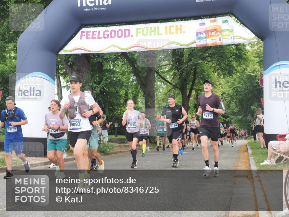 29.06.2025 - hella hamburg halbmarathon KatJ http://msf.ph/oto/8346725 29.06.2025 10:49:48 Zwischen KM18-KM19 1126, 1722, 1724, 4370, 4665, 5734, 6311, 8469 meine-sportfotos.de