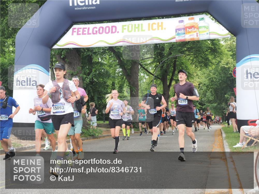 29.06.2025 - hella hamburg halbmarathon KatJ http://msf.ph/oto/8346731 29.06.2025 10:49:48 Zwischen KM18-KM19 1126, 1722, 1724, 4370, 4665, 5734, 6311, 8469 meine-sportfotos.de