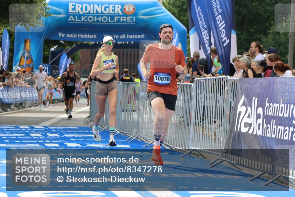 29.06.2025 - hella hamburg halbmarathon Strokosch-Dieckow http://msf.ph/oto/8347278 29.06.2025 10:32:15 Ziel 1894, 7272, 10484, 10876, 15826, 16065 meine-sportfotos.de