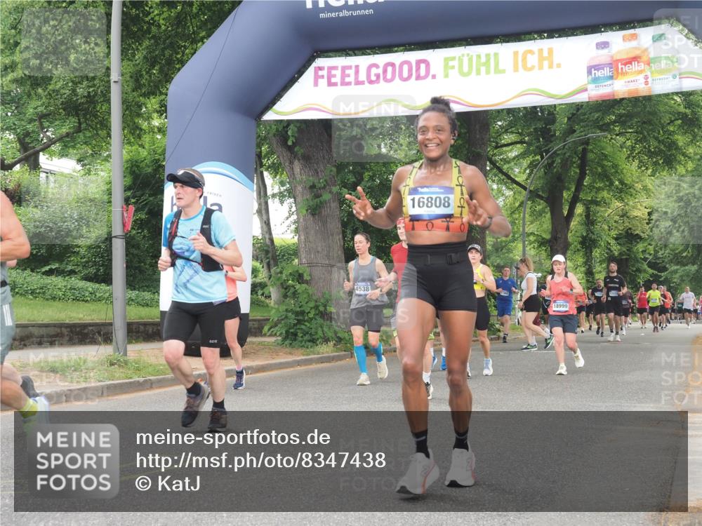 29.06.2025 - hella hamburg halbmarathon KatJ http://msf.ph/oto/8347438 29.06.2025 10:49:56 Zwischen KM18-KM19 1254, 1334, 1573, 1881, 2683, 3001, 3921, 4538, 4665, 5384 meine-sportfotos.de