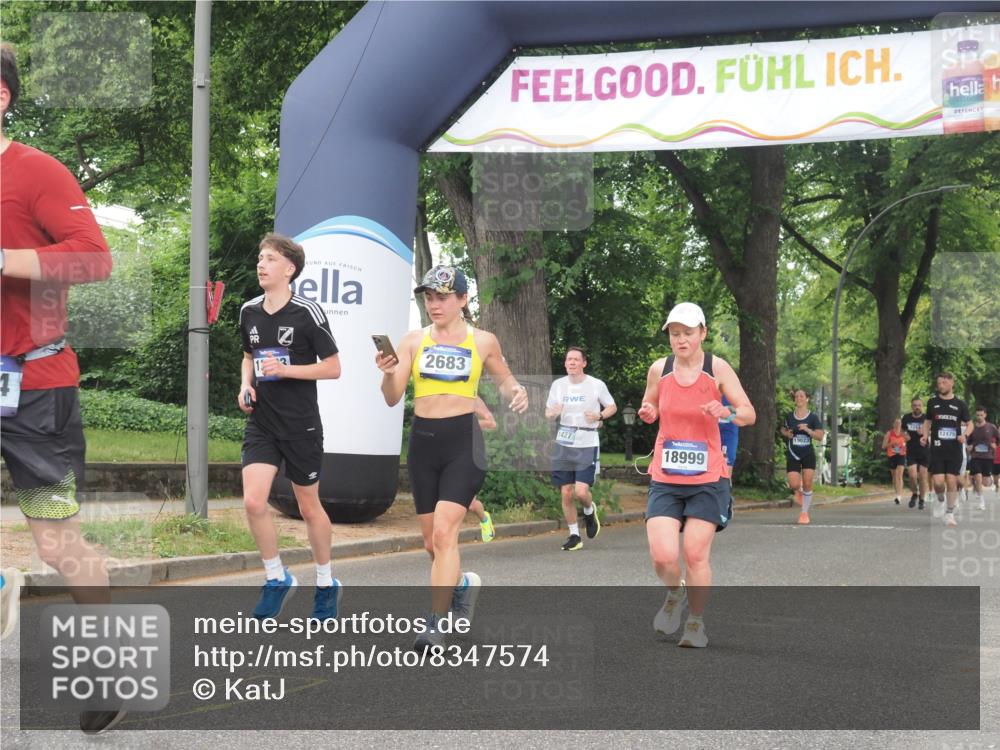 29.06.2025 - hella hamburg halbmarathon KatJ http://msf.ph/oto/8347574 29.06.2025 10:49:58 Zwischen KM18-KM19 1254, 1334, 1464, 1573, 2683, 3001, 3921, 4538, 5384 meine-sportfotos.de