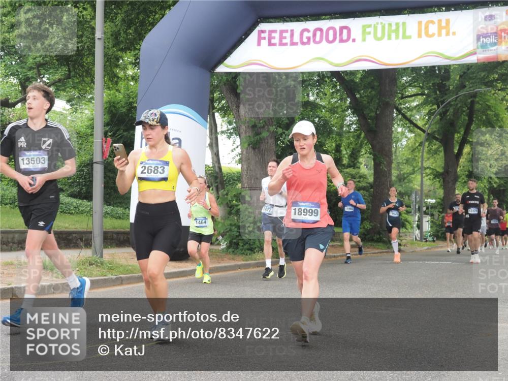 29.06.2025 - hella hamburg halbmarathon KatJ http://msf.ph/oto/8347622 29.06.2025 10:49:59 Zwischen KM18-KM19 1254, 1464, 2683, 3921, 4538, 5384 meine-sportfotos.de