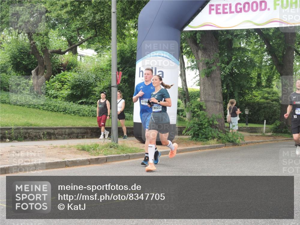 29.06.2025 - hella hamburg halbmarathon KatJ http://msf.ph/oto/8347705 29.06.2025 10:50:02 Zwischen KM18-KM19 1427, 1464, 2683, 3921, 4538, 5384 meine-sportfotos.de