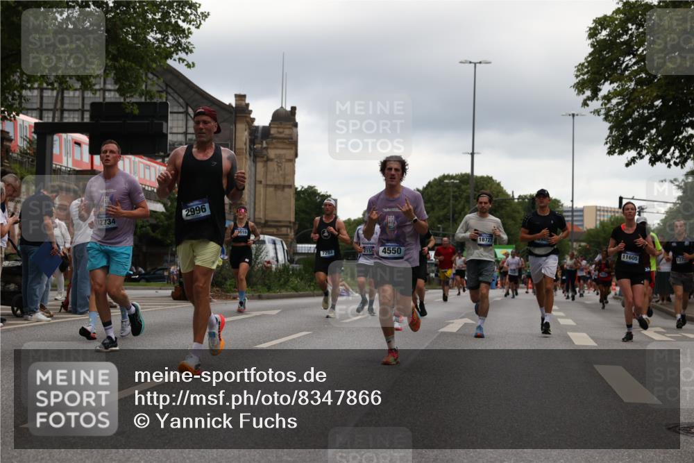 29.06.2025 - hella hamburg halbmarathon Yannick Fuchs http://msf.ph/oto/8347866 29.06.2025 10:52:32 20KM 1319, 1833, 2159, 2250, 2619, 2711, 2996, 4550, 4767, 5675, 6592, 6860, 7659, 7856, 8089, 8392, 9156, 9353, 9553, 9555, 9835, 10020, 10268, 10319, 10518, 10539, 10703, 11394, 11605, 11808, 11846, 12495, 12734, 12735, 12809, 13287, 13512, 13654, 13694, 14355, 14673, 15197, 16189, 16206, 16409, 16922, 16924, 17531, 17665, 17782, 17814, 17839, 17931, 17967, 18556, 18682, 18727, 18833, 18985, 19002, 19003 meine-sportfotos.de