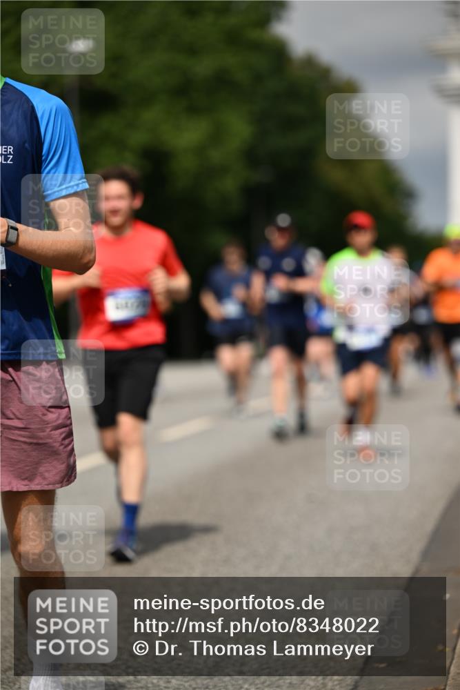 29.06.2025 - hella hamburg halbmarathon Dr. Thomas Lammeyer http://msf.ph/oto/8348022 29.06.2025 10:18:22 Kennedybrücke 1071, 1131, 1406, 1480, 2990, 3020, 3025, 3154, 3728, 3756, 3834, 3939, 5191, 5546, 5670, 6028, 6083, 6366, 6717, 7209, 7442, 7802, 7840, 7991, 8001, 8055, 8147, 8409, 9173, 9663, 9845, 10224, 10610, 10977, 11355 meine-sportfotos.de