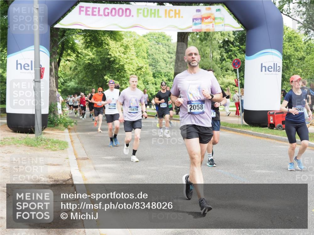 29.06.2025 - hella hamburg halbmarathon MichiJ http://msf.ph/oto/8348026 29.06.2025 10:40:47 Zwischen KM18-KM19 1267, 2058, 2771, 5077, 7509, 8335, 10263, 10549, 10724, 11689, 12910, 13297, 15061, 15497, 15879, 18418, 18666 meine-sportfotos.de