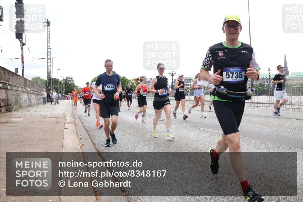 29.06.2025 - hella hamburg halbmarathon Lena Gebhardt http://msf.ph/oto/8348167 29.06.2025 10:38:34 Lombardsbrücke 4155, 16174, 7001, 5735, 56, 1196, 1390, 1394, 1457, 1596, 1721, 1742, 1791, 1966, 2113, 2151, 2498, 2576, 2660, 2693, 3010, 3094, 3095, 3216, 3242, 3286, 3323, 3338, 3635, 3636, 3716, 3726, 3777, 3841, 3927, 4028, 4139, 4155, 4159, 4259, 4260, 4316, 4414, 4883, 5085, 5089, 5155, 5300, 5617, 5684, 5713, 5735, 5913, 6199, 6200, 6695, 6696, 6751, 6875, 6930, 7117, 7148, 7165, 7263, 7371, 7552, 7561, 7692, 7849, 7868, 7914, 8367, 9708 meine-sportfotos.de