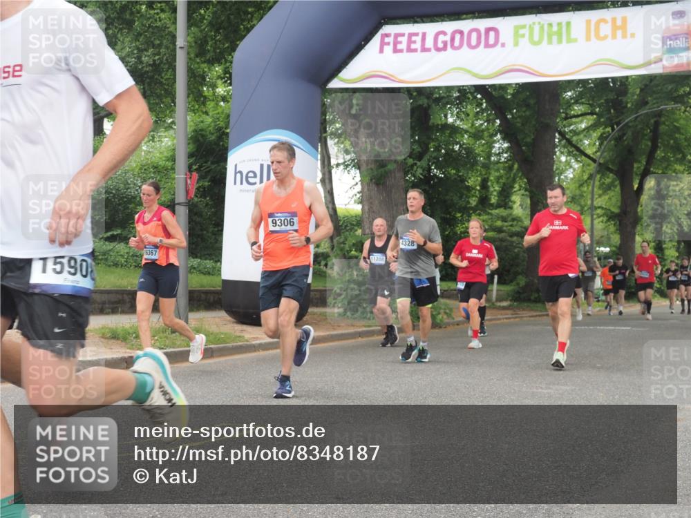 29.06.2025 - hella hamburg halbmarathon KatJ http://msf.ph/oto/8348187 29.06.2025 10:50:09 Zwischen KM18-KM19 4328, 7243 meine-sportfotos.de