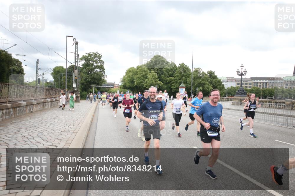 29.06.2025 - hella hamburg halbmarathon Jannik Wohlers http://msf.ph/oto/8348214 29.06.2025 10:56:30 Lombardsbrücke 1207, 2932, 3348, 3387, 3418, 3485, 3516, 3517, 4094, 4118, 4568, 4569, 5589, 5944, 6284, 6348, 6349, 7381, 7416, 7417, 7964, 8150, 8197, 9298, 9299, 9402, 9404, 9517, 9902, 9905, 10016, 10138, 10309, 10450, 10632, 11047, 12328, 12345, 12354, 12828, 12829, 12993, 13194, 13273, 13276, 13671, 13801, 13834, 13878, 14117, 14472, 15215, 15499, 15630, 15748, 15823 meine-sportfotos.de