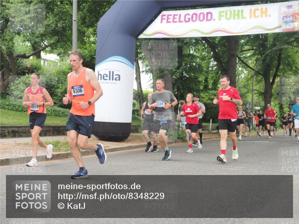 29.06.2025 - hella hamburg halbmarathon KatJ http://msf.ph/oto/8348229 29.06.2025 10:50:10 Zwischen KM18-KM19 4328, 7243 meine-sportfotos.de