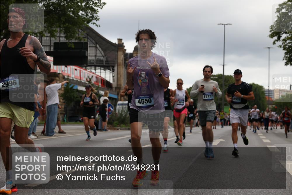 29.06.2025 - hella hamburg halbmarathon Yannick Fuchs http://msf.ph/oto/8348231 29.06.2025 10:52:33 20KM 1319, 1833, 2159, 2250, 2619, 2711, 2996, 4550, 4767, 5675, 6860, 7659, 7856, 8089, 8392, 9156, 9353, 9553, 9555, 9835, 10020, 10268, 10319, 10518, 10539, 10703, 10915, 11394, 11605, 11808, 11846, 12495, 12734, 12735, 12809, 13287, 13512, 13654, 13694, 14355, 14673, 15197, 16189, 16206, 16409, 16922, 16924, 17531, 17665, 17782, 17810, 17814, 17839, 17852, 17931, 17967, 18556, 18682, 18727, 18833, 18985, 19002, 19003 meine-sportfotos.de