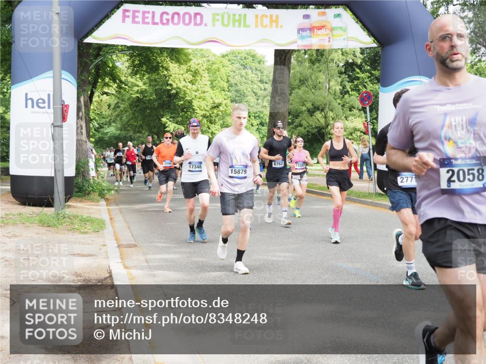 29.06.2025 - hella hamburg halbmarathon MichiJ http://msf.ph/oto/8348248 29.06.2025 10:40:47 Zwischen KM18-KM19 1267, 2058, 2771, 5077, 7509, 8335, 10263, 10549, 10724, 11689, 12910, 13297, 15061, 15497, 15879, 18418, 18666 meine-sportfotos.de