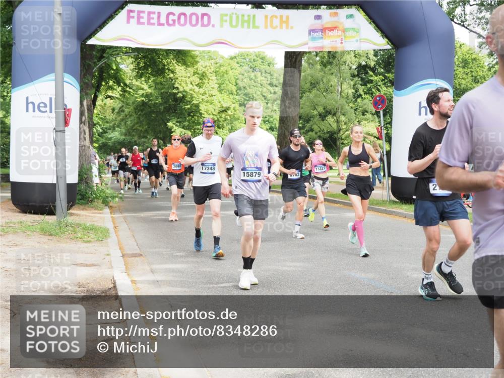 29.06.2025 - hella hamburg halbmarathon MichiJ http://msf.ph/oto/8348286 29.06.2025 10:40:47 Zwischen KM18-KM19 1267, 2058, 2771, 5077, 7509, 8335, 10263, 10549, 10724, 11689, 12910, 13297, 15061, 15497, 15879, 18418, 18666 meine-sportfotos.de